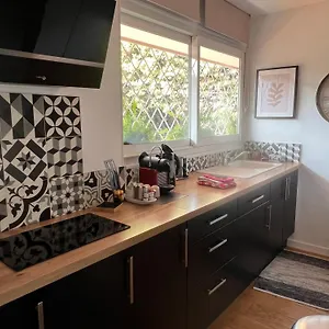 Magnifique A Cassis,parking,2 Pas Du Port Apartment